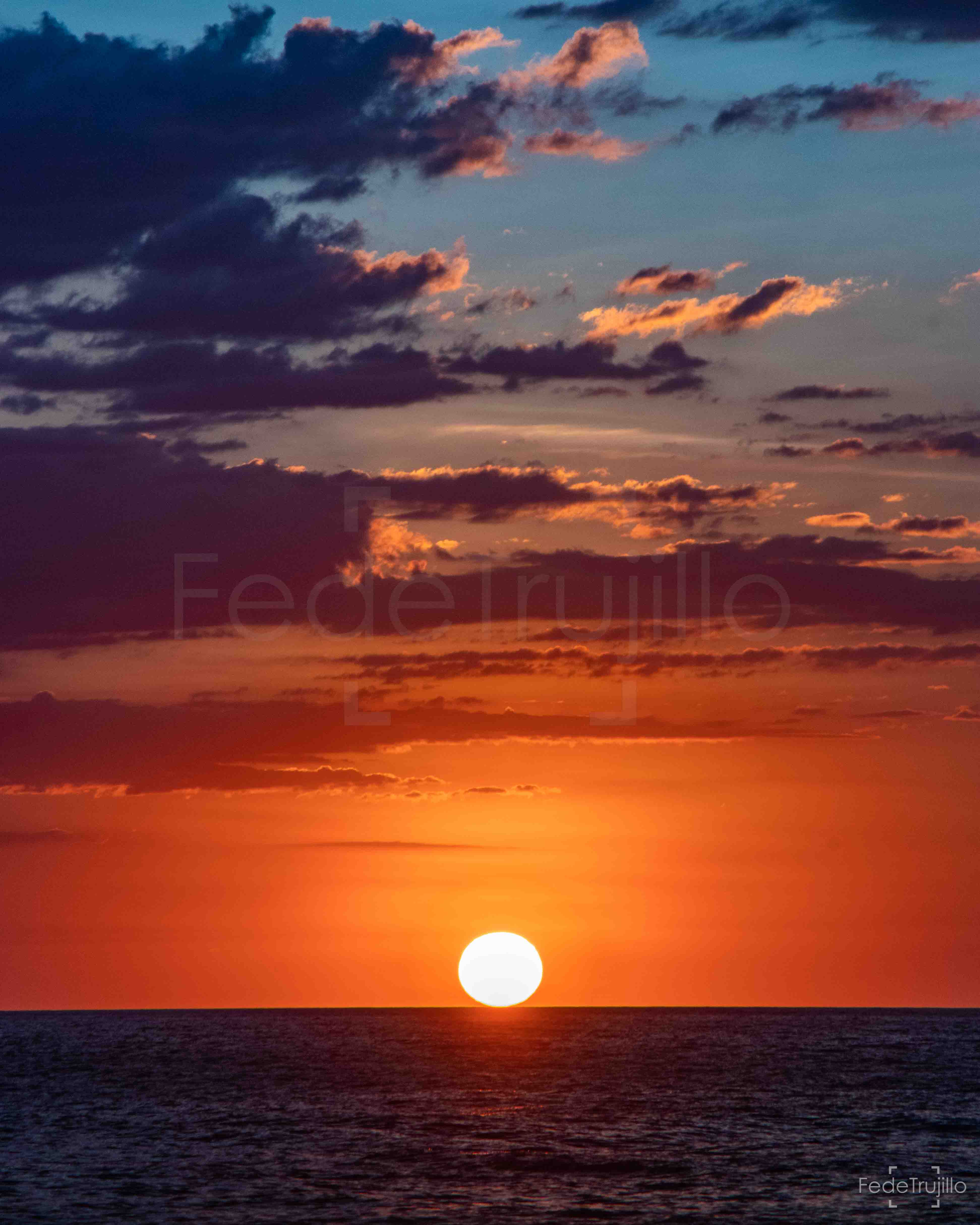 Vibrant sunset at El Salvador beach - nature and landscape photography - high-res digital download