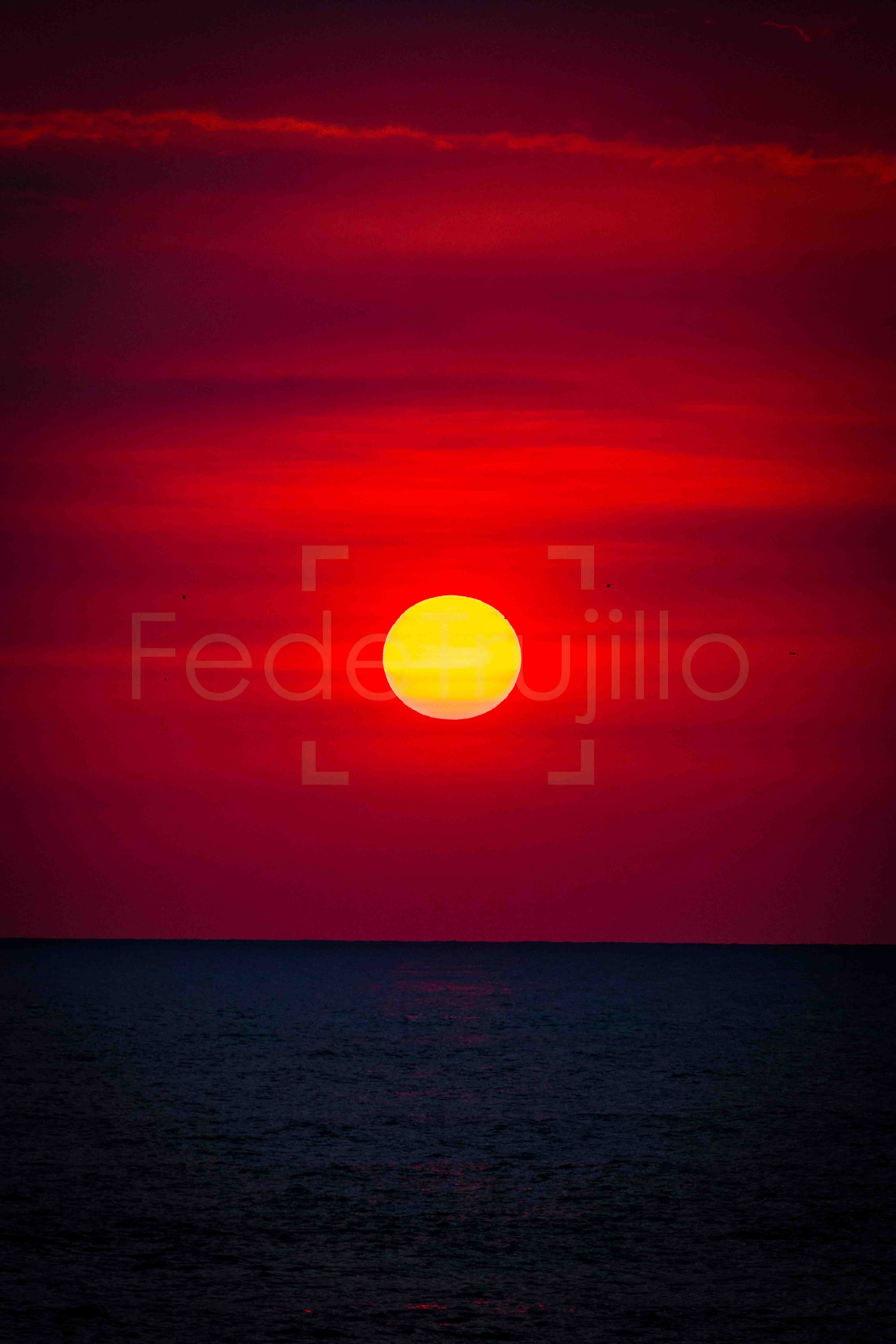 Sunset over Pacific Ocean, El Salvador - landscape photography by Federico Trujillo - digital print for sale