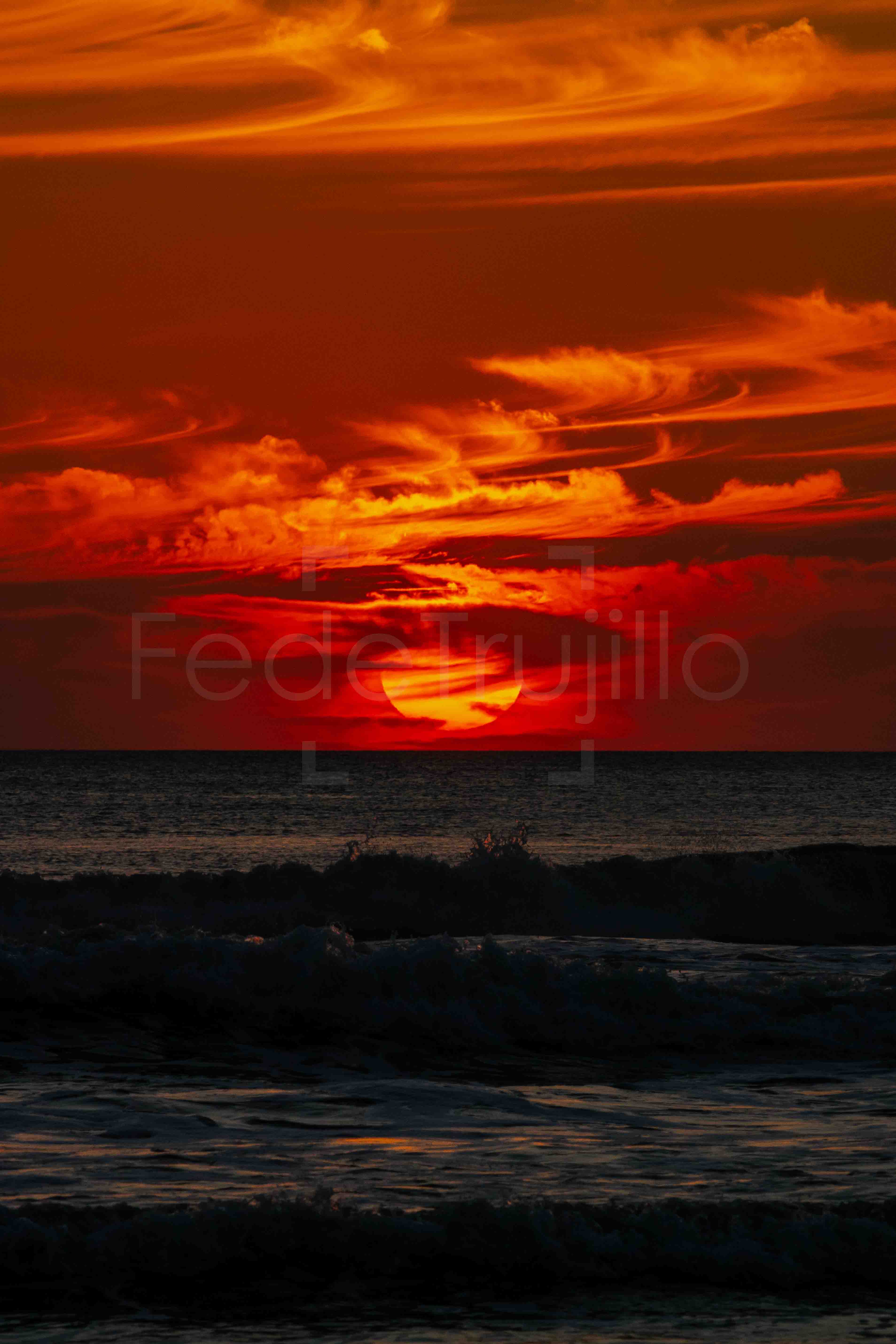 Dramatic sunset at El Salvador beach - nature and landscape photography - buy digital copy